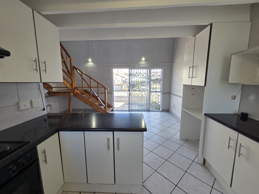 1 Bedroom Property for Sale in Humewood Eastern Cape